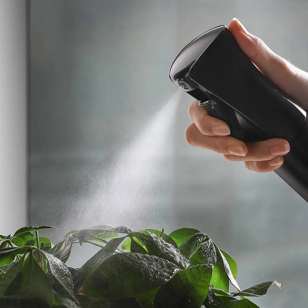 Portable Pet Misting Spray Bottle — Cooling On-the-Go
